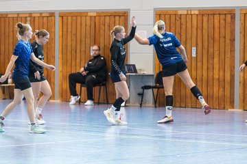Bild 48 - F HSG Kremperheide/Muensterdorf - HSG Holstein Kiel/Kronshagen : Ergebnis: 31:26